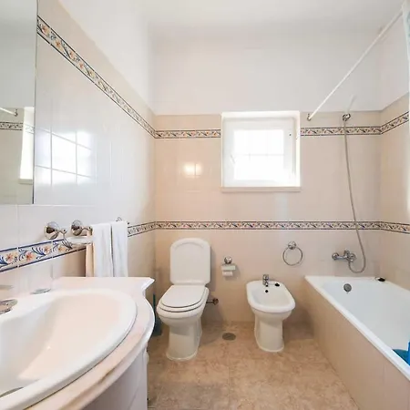 Carvoeiro Sleeps 6 Pool Air Con Wifi Carvoeiro (Lagoa)